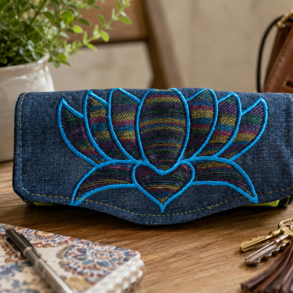 Lotus Accordion Wallet – Compact Organizer Clutch